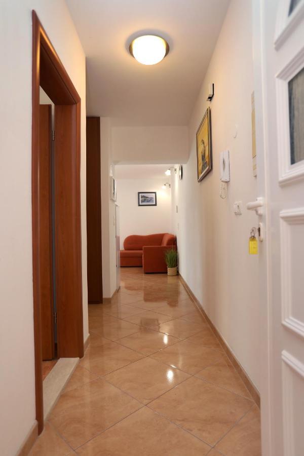 Vila Kuzmanic Trogir Exterior photo