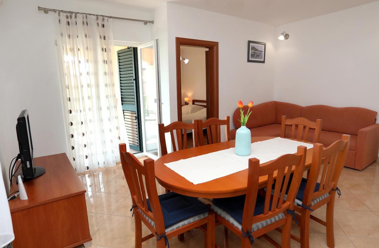 Vila Kuzmanic Trogir Exterior photo